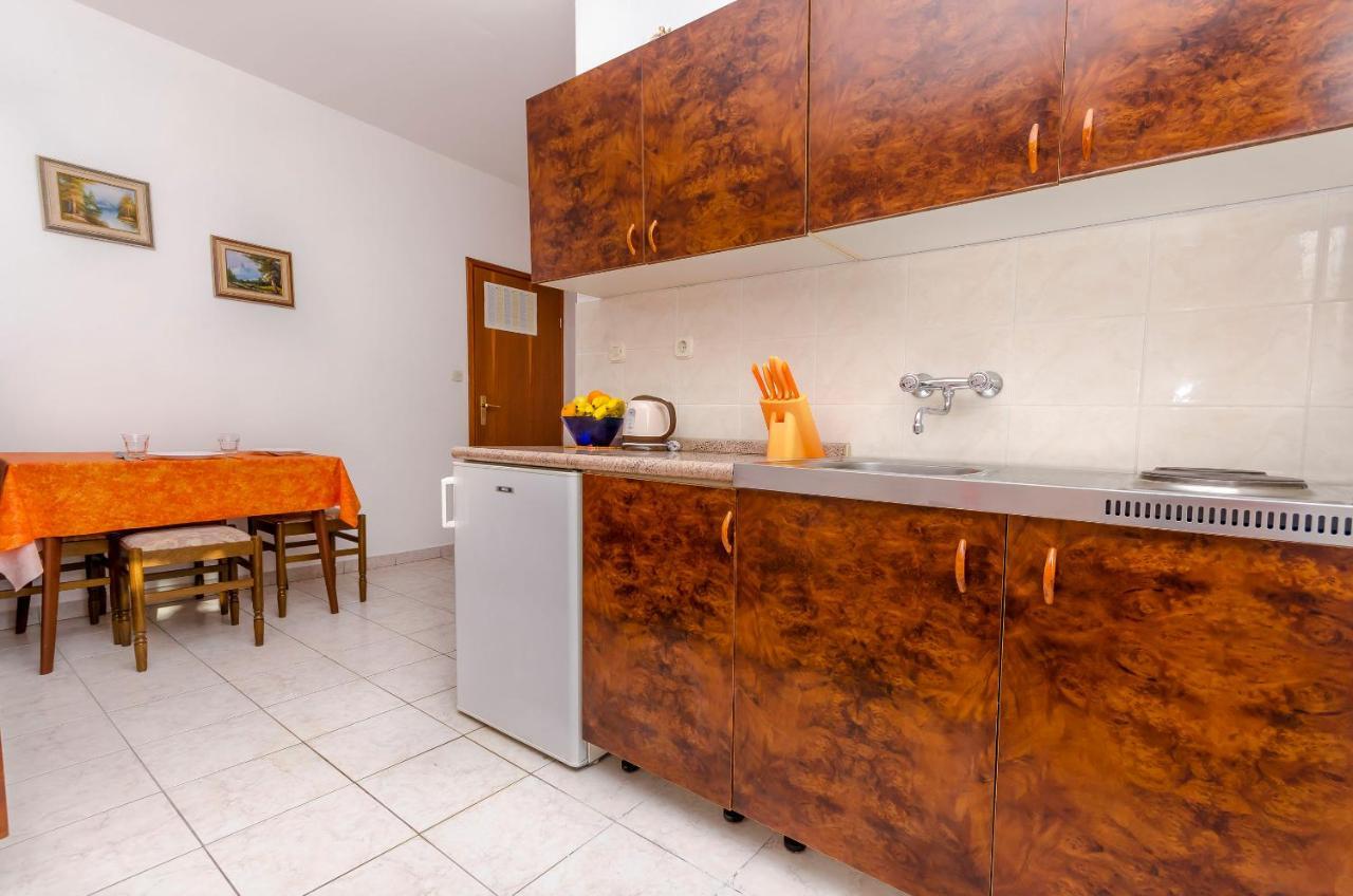 Apartments Tomislav Trogir Exterior foto